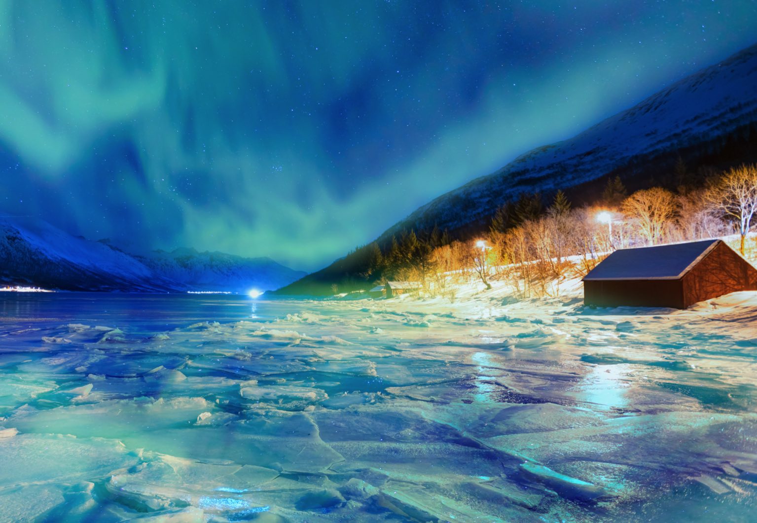Aurores boreales magnifique